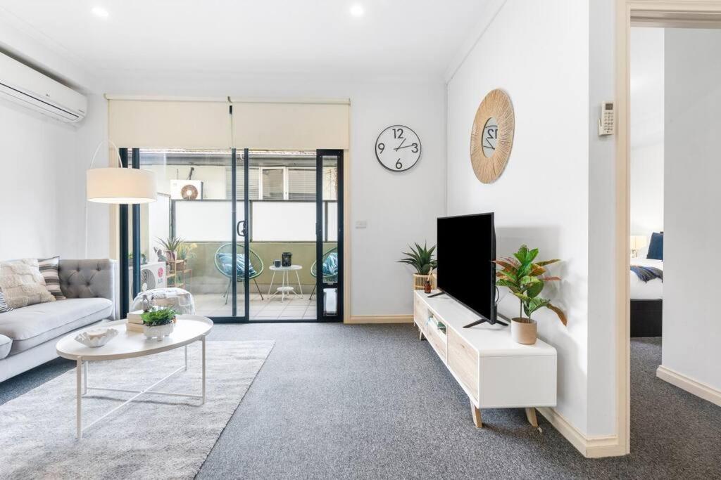 Cozy 1 Bedder In St Kilda With Balcony Apartman Melbourne Kültér fotó